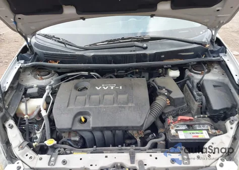 2010 Pontiac Vibe из США, поврежденный, VIN 5Y2SP6E84AZ419696